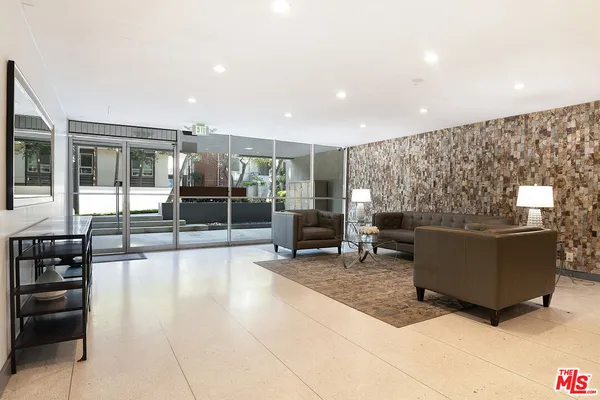$610,000 | 5625 Windsor Way, Unit 107, Culver City, CA 90230