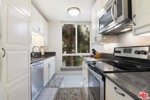 $610,000 | 5625 Windsor Way, Unit 107, Culver City, CA 90230