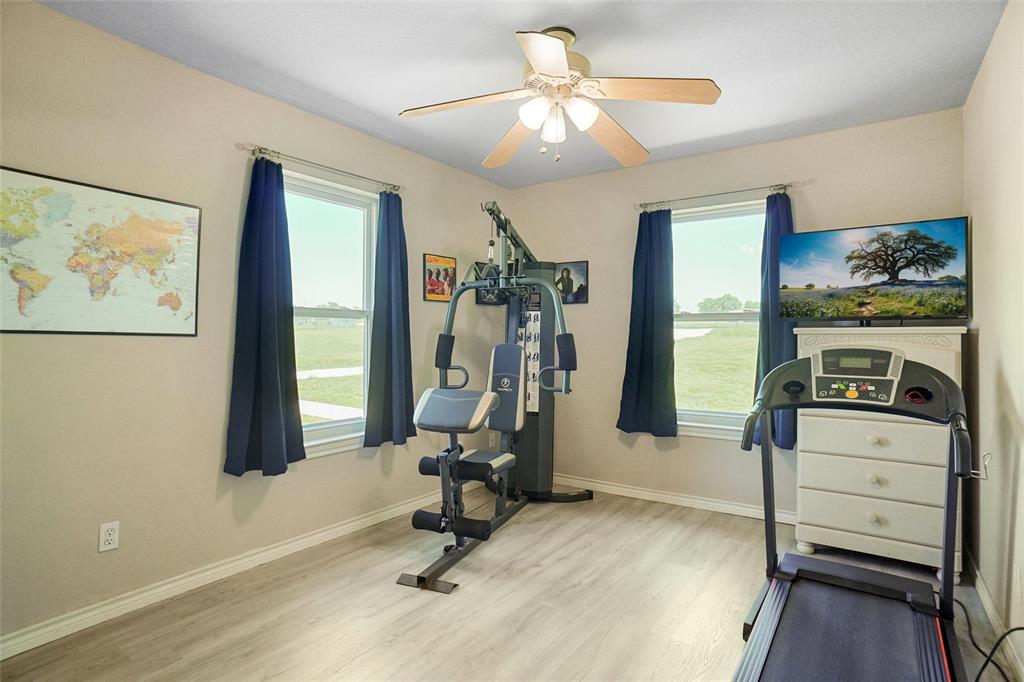 130 Longbranch Drive Decatur, TX 76234 - Photo 19 of 33