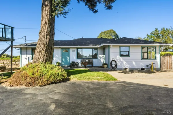 $1,100,000 | 5111 Todd Road, Sebastopol, CA 95472