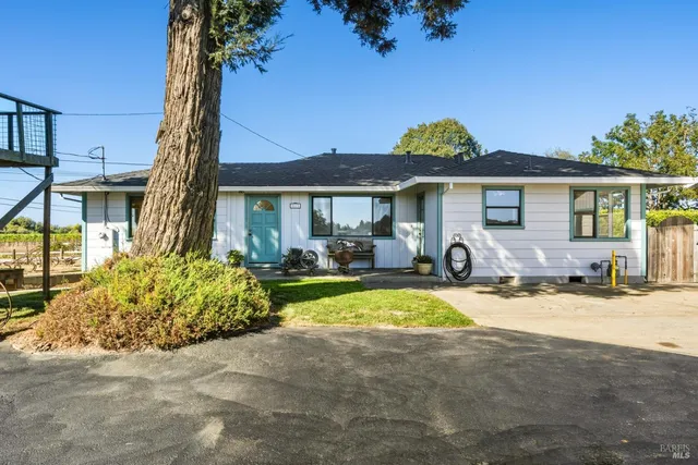 $1,200,000 | 5111 Todd Road, Sebastopol, CA 95472