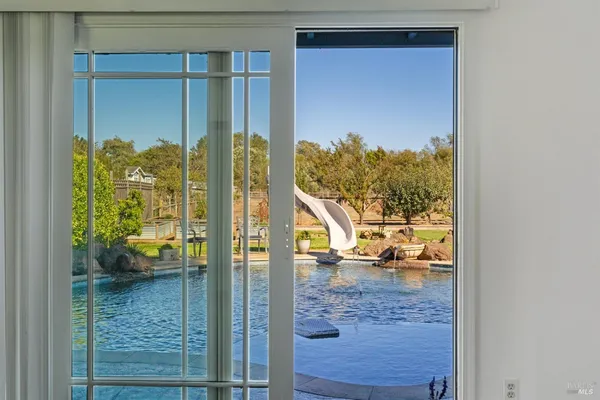 $1,100,000 | 5111 Todd Road, Sebastopol, CA 95472