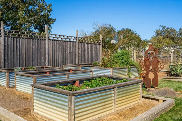 $1,200,000 | 5111 Todd Road, Sebastopol, CA 95472