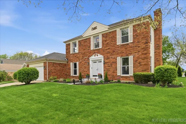 $525,000 | 320 Essex Court, Aurora, IL 60504