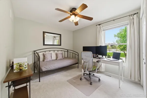 $525,000 | 320 Essex Court, Aurora, IL 60504