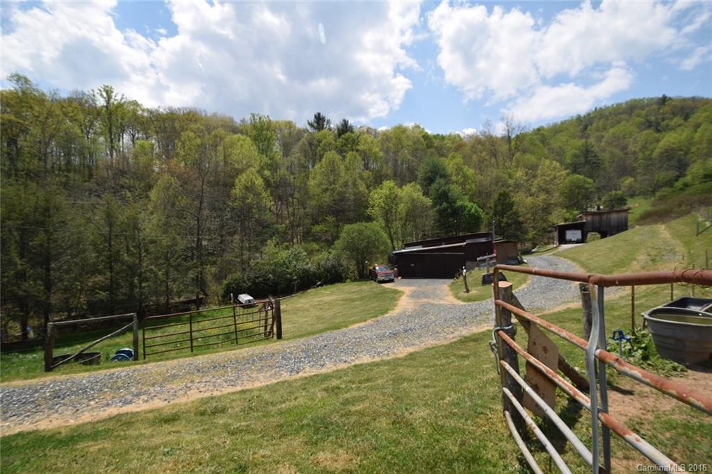 1350 Slagle Road Bakersville, NC 28705 - Photo 21 of 23 Gallery Image 21