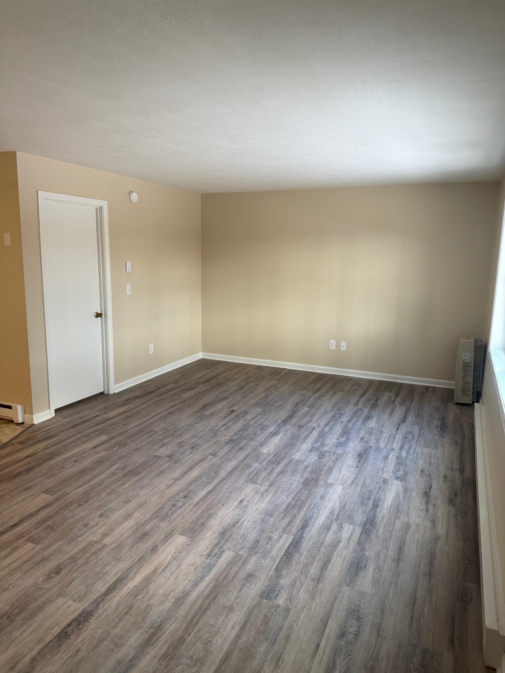 14 Hurricane Road Belmont, NH 03220 - Photo 3 of 12
