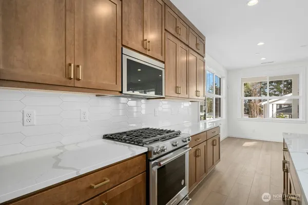 $4,850 | 13426 Northeast 112th Place, Redmond, WA 98052