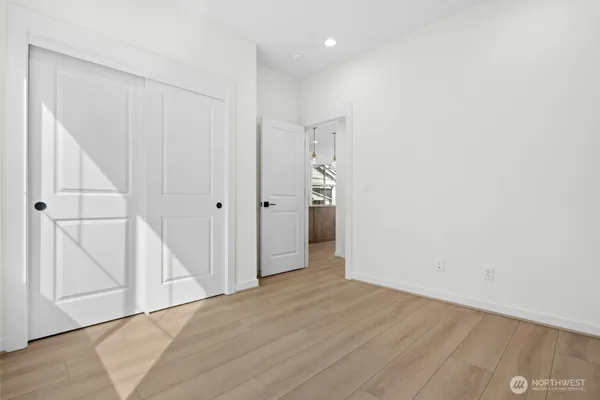 $4,850 | 13426 Northeast 112th Place, Redmond, WA 98052