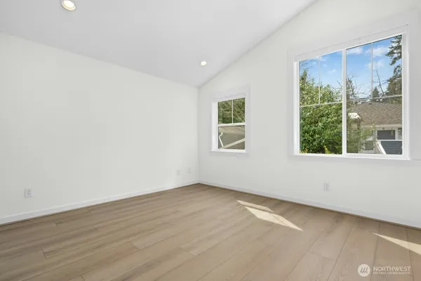 $4,850 | 13426 Northeast 112th Place, Redmond, WA 98052