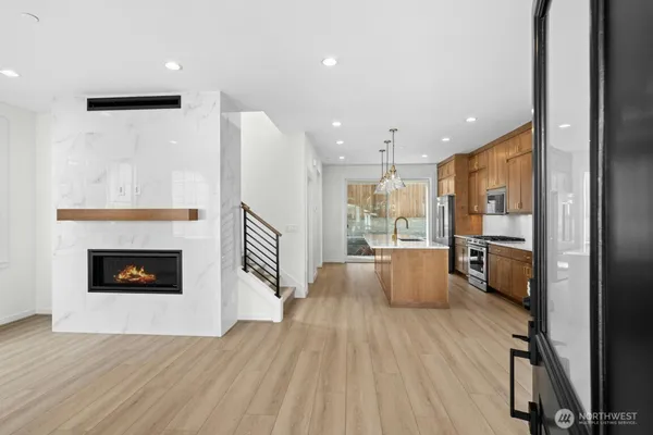 $4,850 | 13426 Northeast 112th Place, Redmond, WA 98052