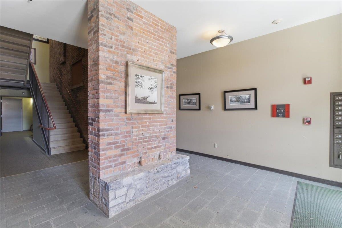 113 South Street, Unit 302 Bennington, VT 05201 - Photo 22 of 30