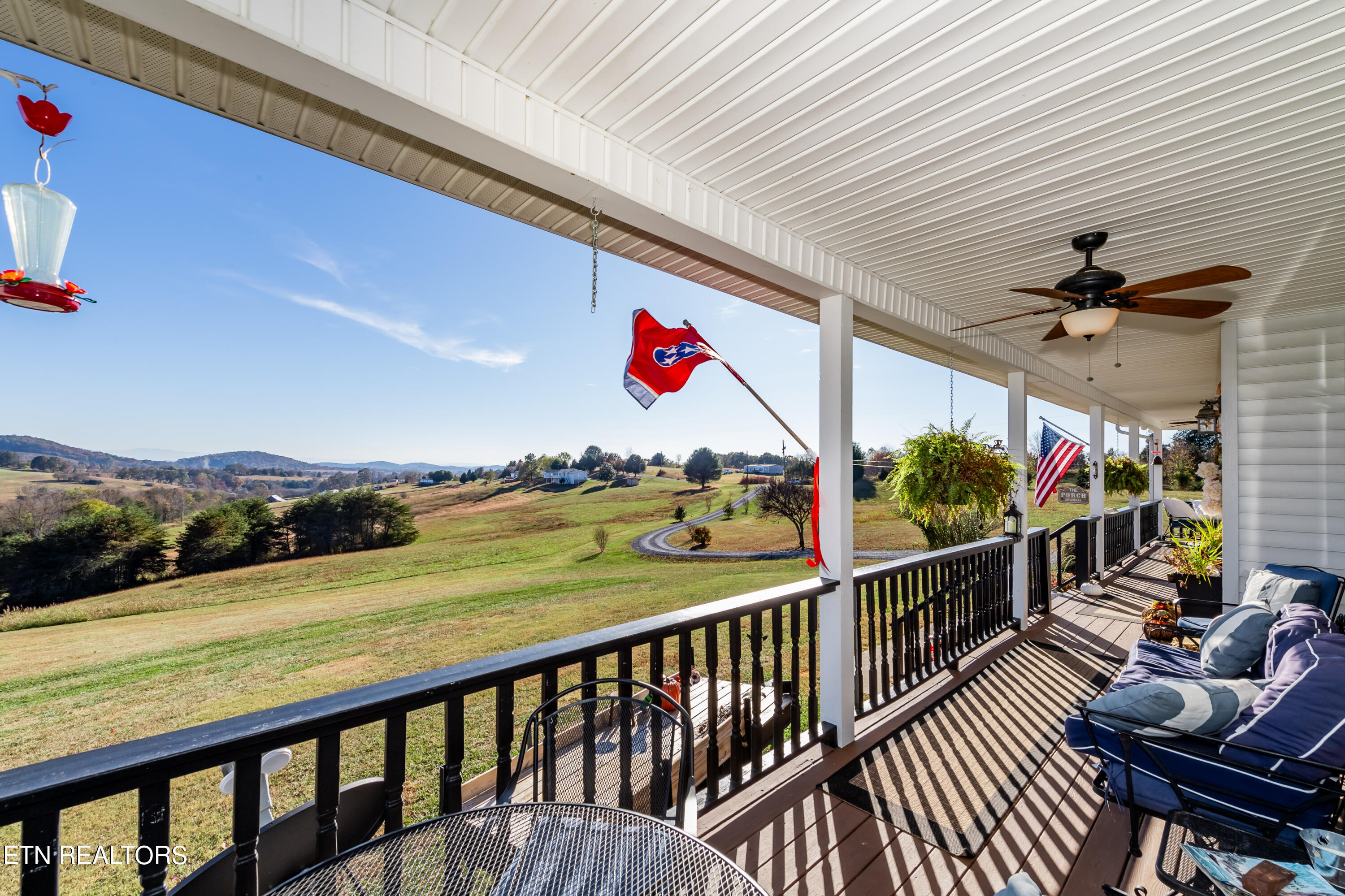 590 Kenneth Roach Lane Rutledge, TN 37861 - Photo 5 of 46 HOB_7357