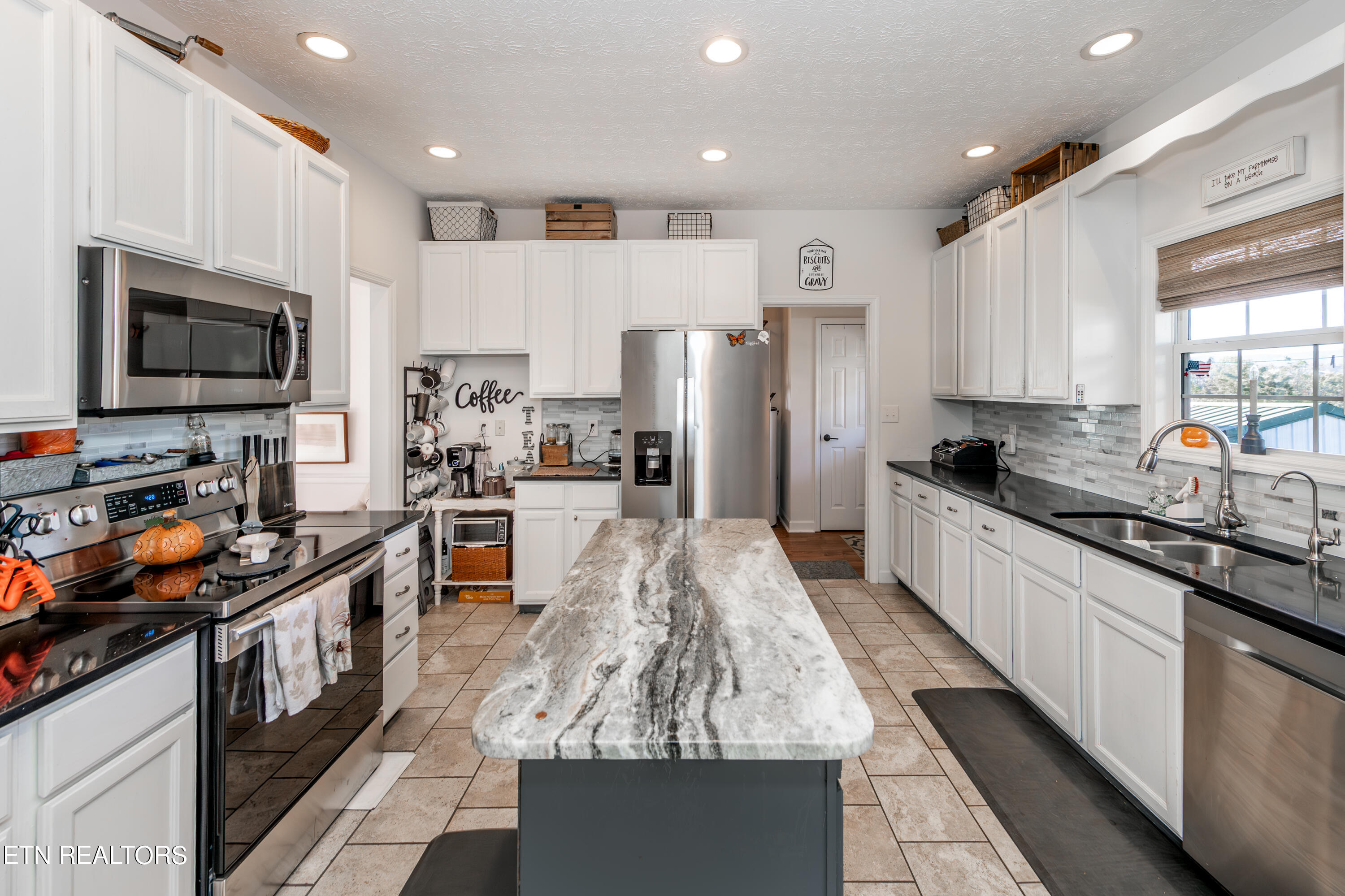590 Kenneth Roach Lane Rutledge, TN 37861 - Photo 10 of 46 HOB_7381-Enhanced-NR-Edit