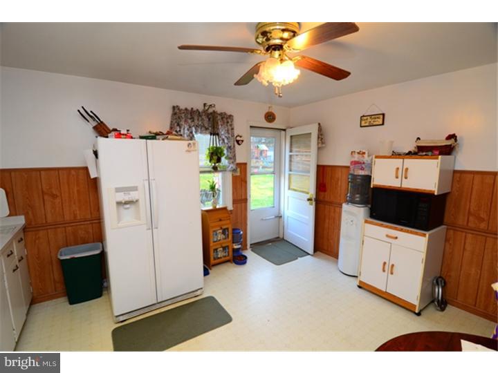 33 Woodland Road Reading, PA 19610 - Photo 3 of 14 Gallery Image 3
