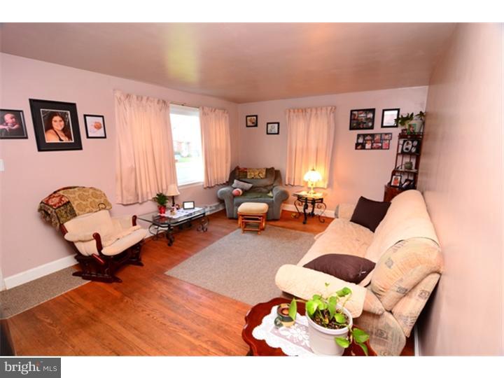33 Woodland Road Reading, PA 19610 - Photo 4 of 14 Gallery Image 4