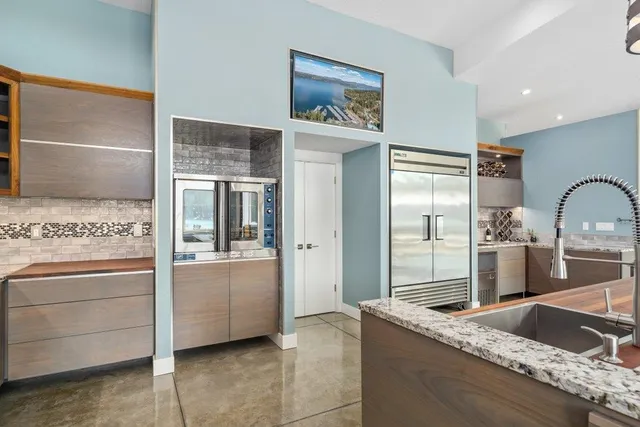 $4,290,000 | 494 Snug Harbor Road, Sandpoint, ID 83864