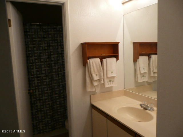 1126 West Elliot Road, Unit 1038 Chandler, AZ 85224 - Photo 13 of 26 P1100379