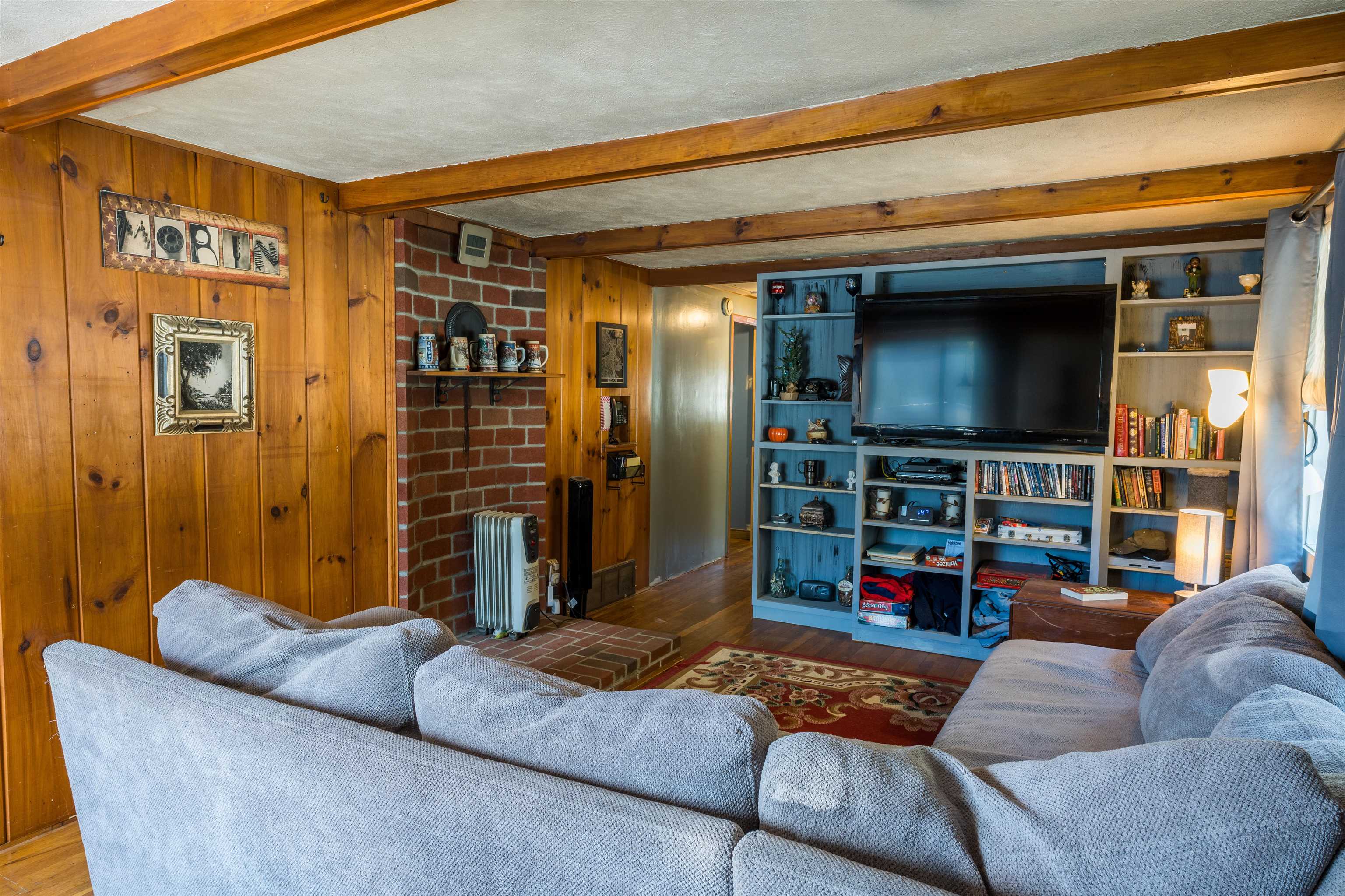 465 Kearsarge Valley Road North Sutton, NH 03260 - Photo 4 of 22