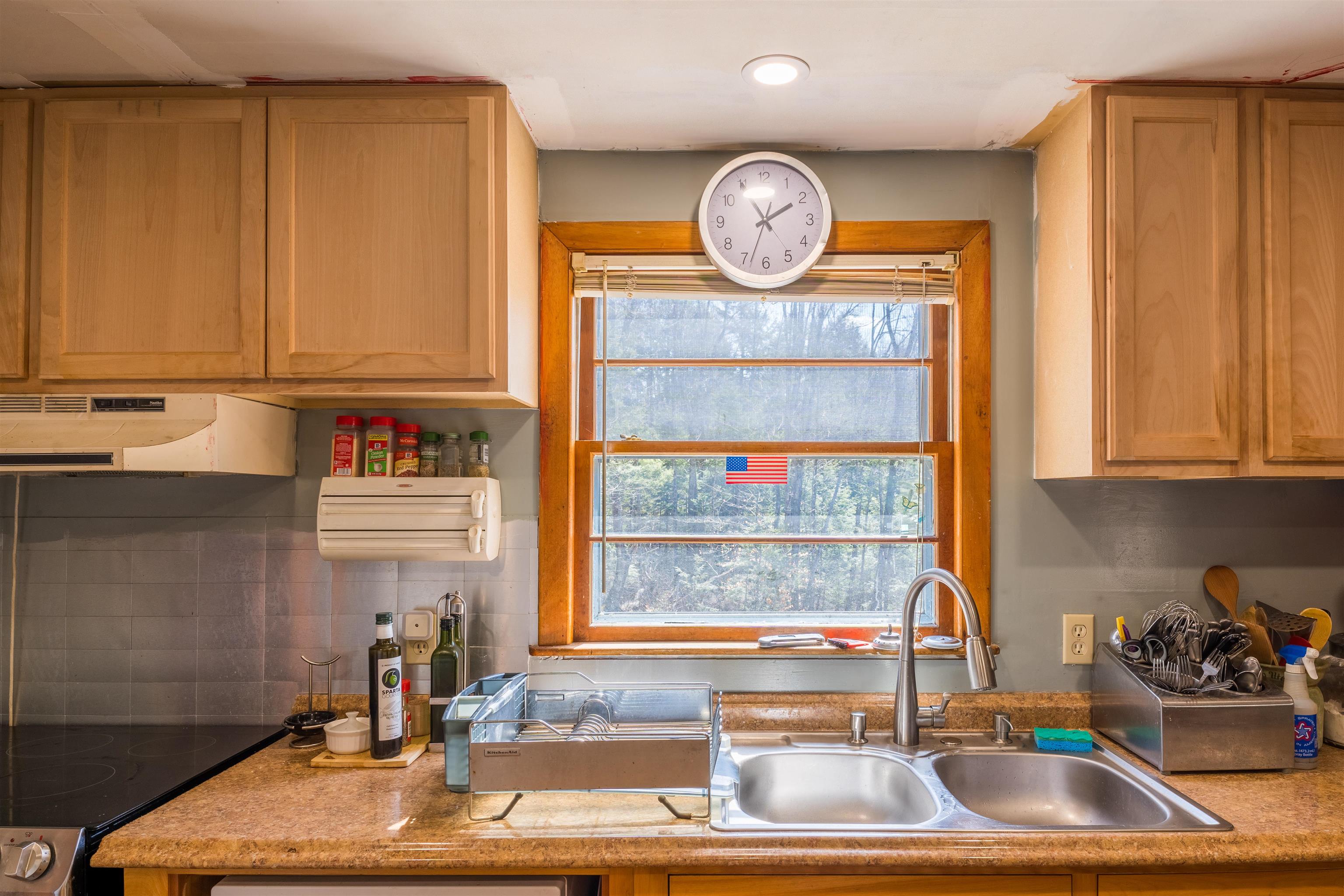 465 Kearsarge Valley Road North Sutton, NH 03260 - Photo 7 of 22