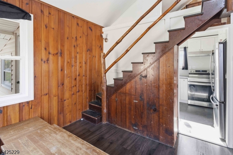 54 Wildwood Road Oak Ridge, NJ 07438 - Photo 11 of 37