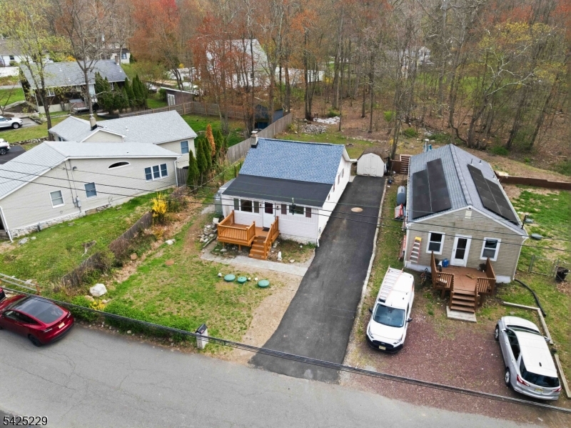 54 Wildwood Road Oak Ridge, NJ 07438 - Photo 28 of 37