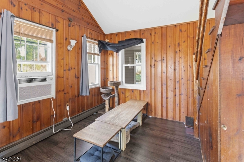 54 Wildwood Road Oak Ridge, NJ 07438 - Photo 10 of 37