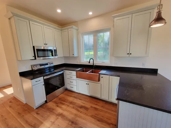 $758,000 | 44 Acadia Lane, Unit 8, St. George, VT 05495