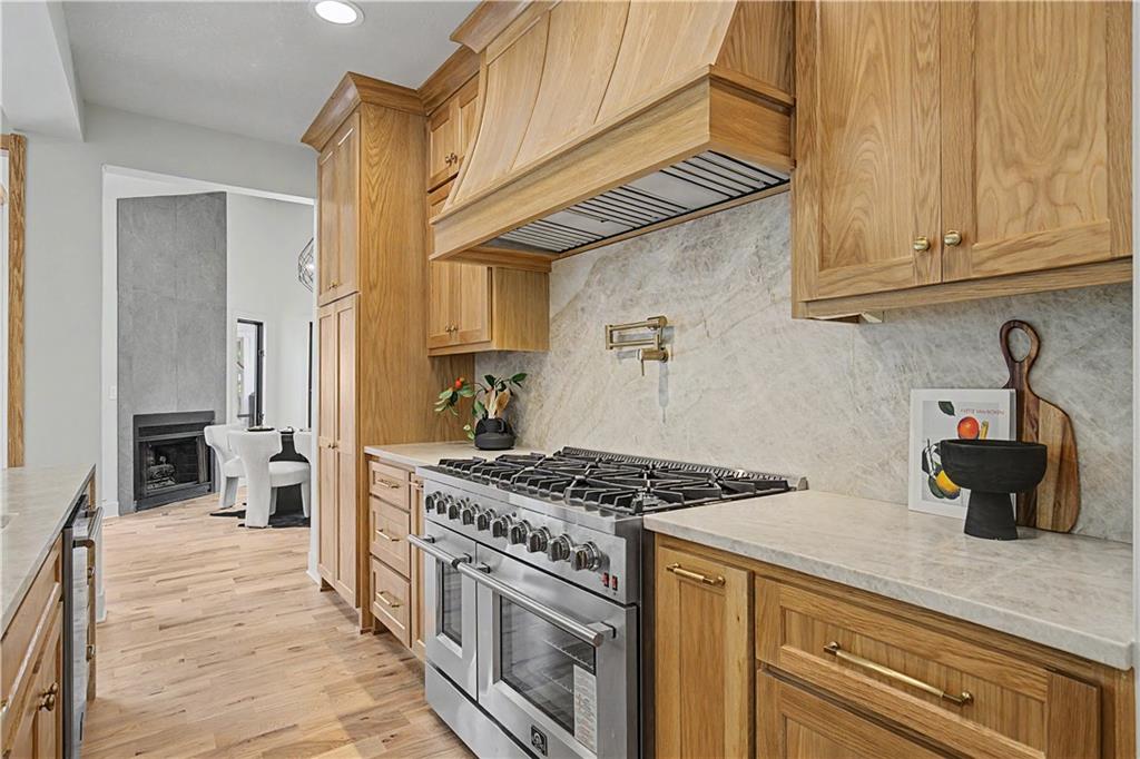 12603 Granada Road Leawood, KS 66209 - Photo 16 of 89
