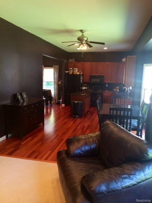 1738 Alsdorf Avenue Rochester Hills, MI 48309 - Photo 3 of 24