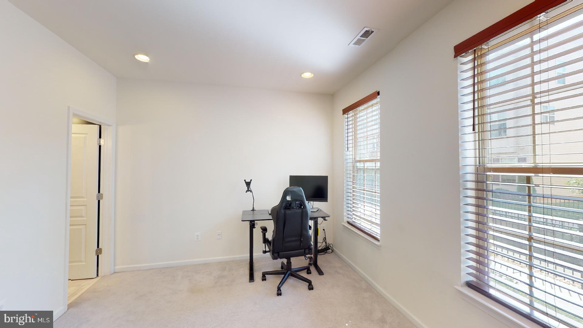 2517 Francis Lane Jessup, MD 20794 - Photo 4 of 32