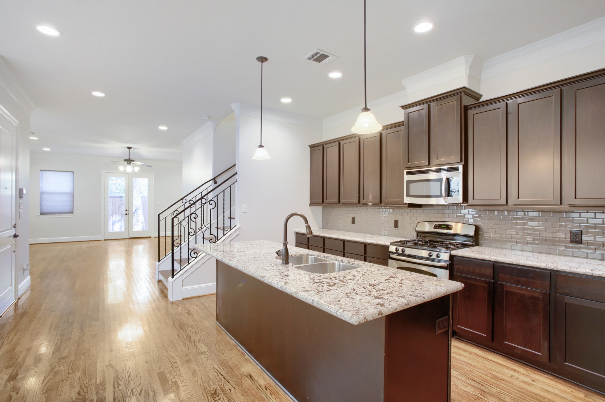 1814 Edwards Street Houston, TX 77007 - Photo 10 of 28 Gallery Image 10
