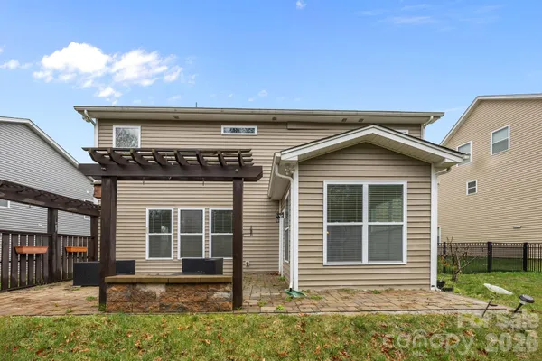 $529,000 | 10817 Bere Island Drive, Charlotte, NC 28278