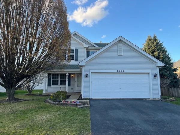 $3,000 | 3896 Baybrook Drive, Aurora, IL 60504