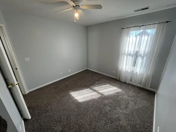 $3,000 | 3896 Baybrook Drive, Aurora, IL 60504
