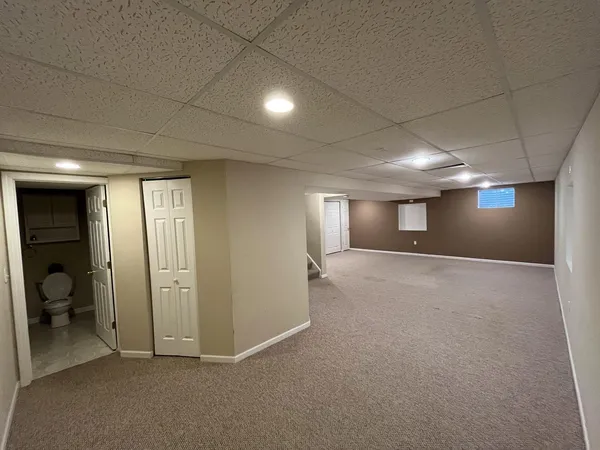 $3,000 | 3896 Baybrook Drive, Aurora, IL 60504