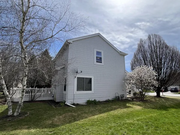 $3,000 | 3896 Baybrook Drive, Aurora, IL 60504