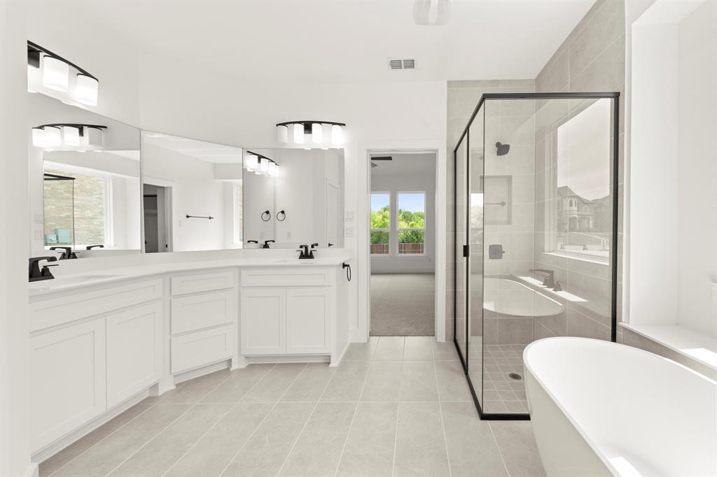 937 Gold Finch Lane Forney, TX 75126 - Photo 20 of 26 20. 937 Gold Finch - Bath (4)