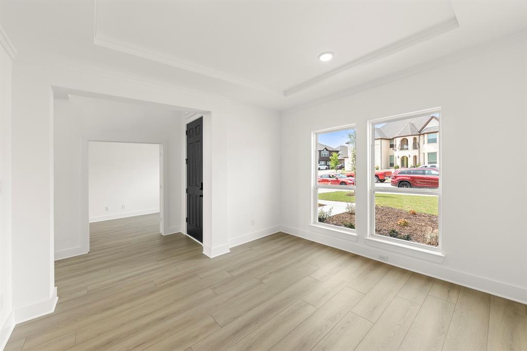 937 Gold Finch Lane Forney, TX 75126 - Photo 5 of 26 05. 937 Gold Finch - Dining