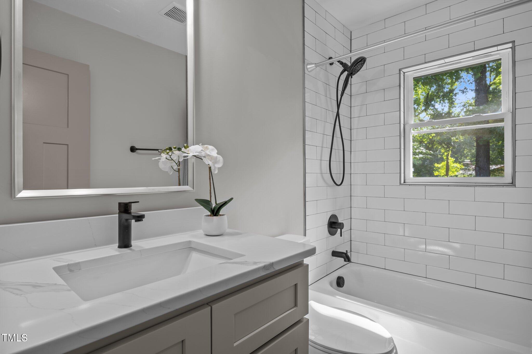 4011 Garrett Road Durham, NC 27707 - Photo 20 of 46 32-web-or-mls-IMG_6616