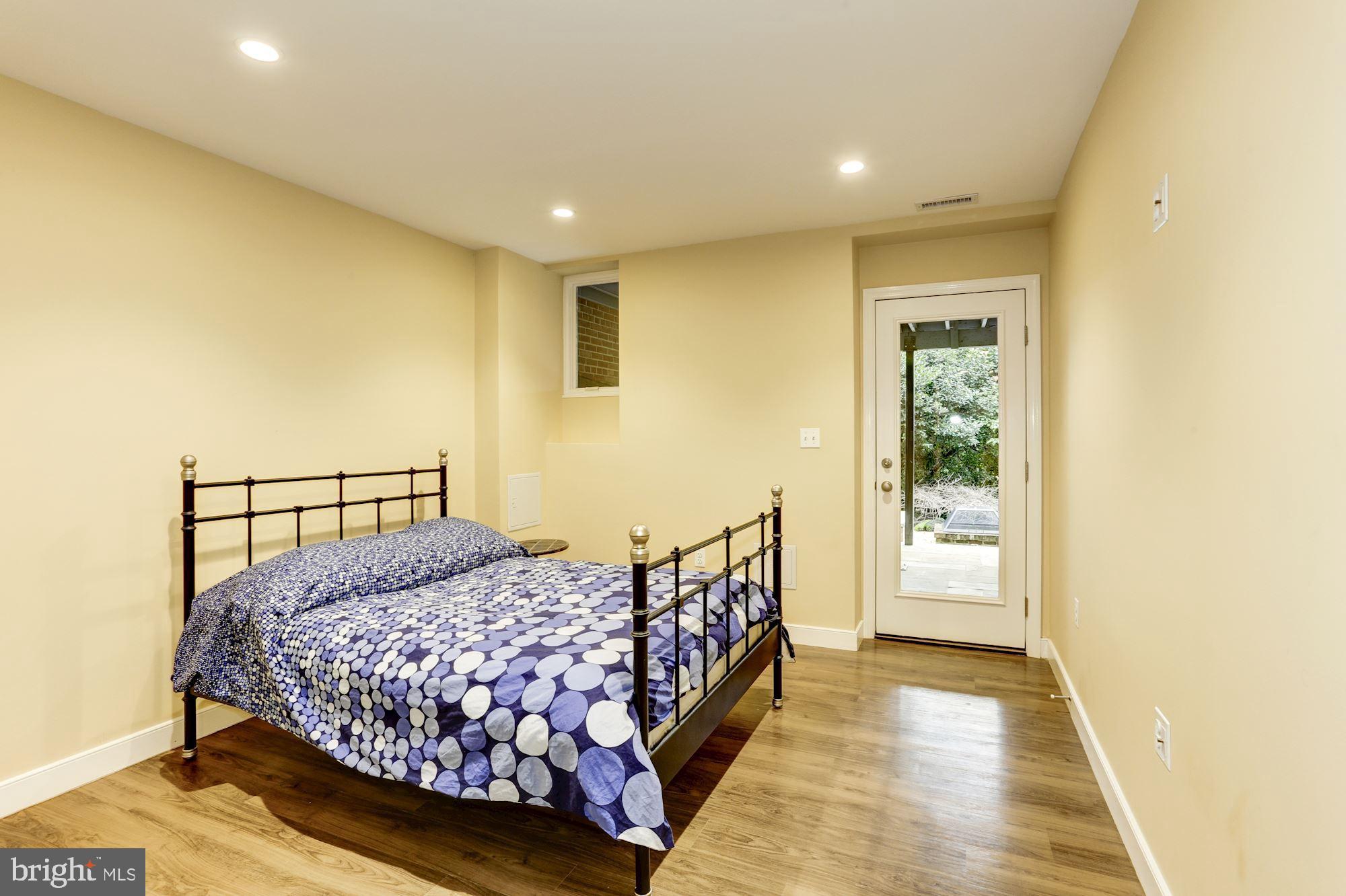 3604 Prospect Street Northwest Washington, DC 20007 - Photo 8 of 42