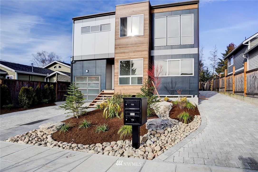 726 North 87th Street Seattle, WA 98103 - Photo 1 of 13