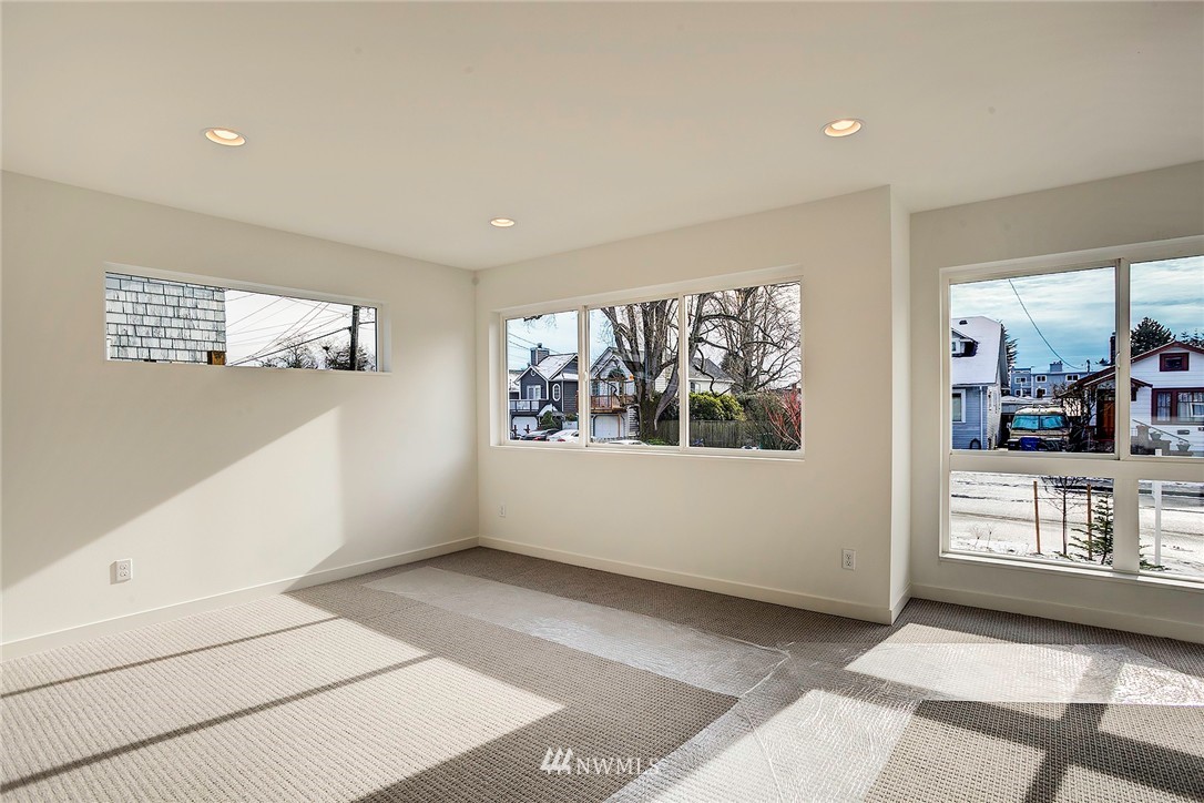 726 North 87th Street Seattle, WA 98103 - Photo 9 of 13