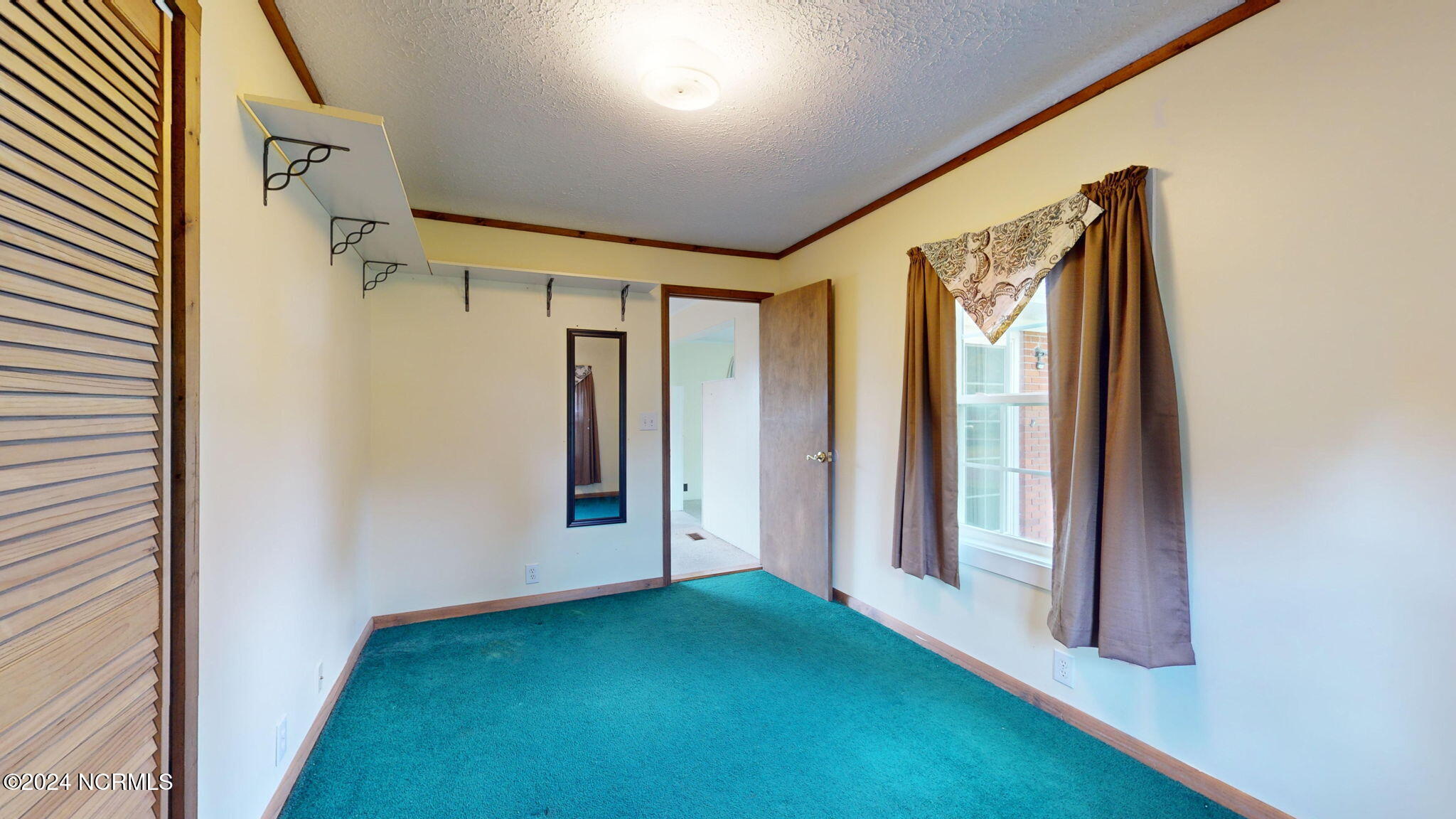 407 Broad Creek Loop Road Newport, NC 28570 - Photo 17 of 41 34-web-or-mls-407-Broad-Creek-Loop-Rd-Ne