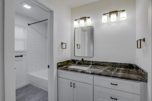 $2,299 | 12910 Covington Trail, Austin, TX 78727