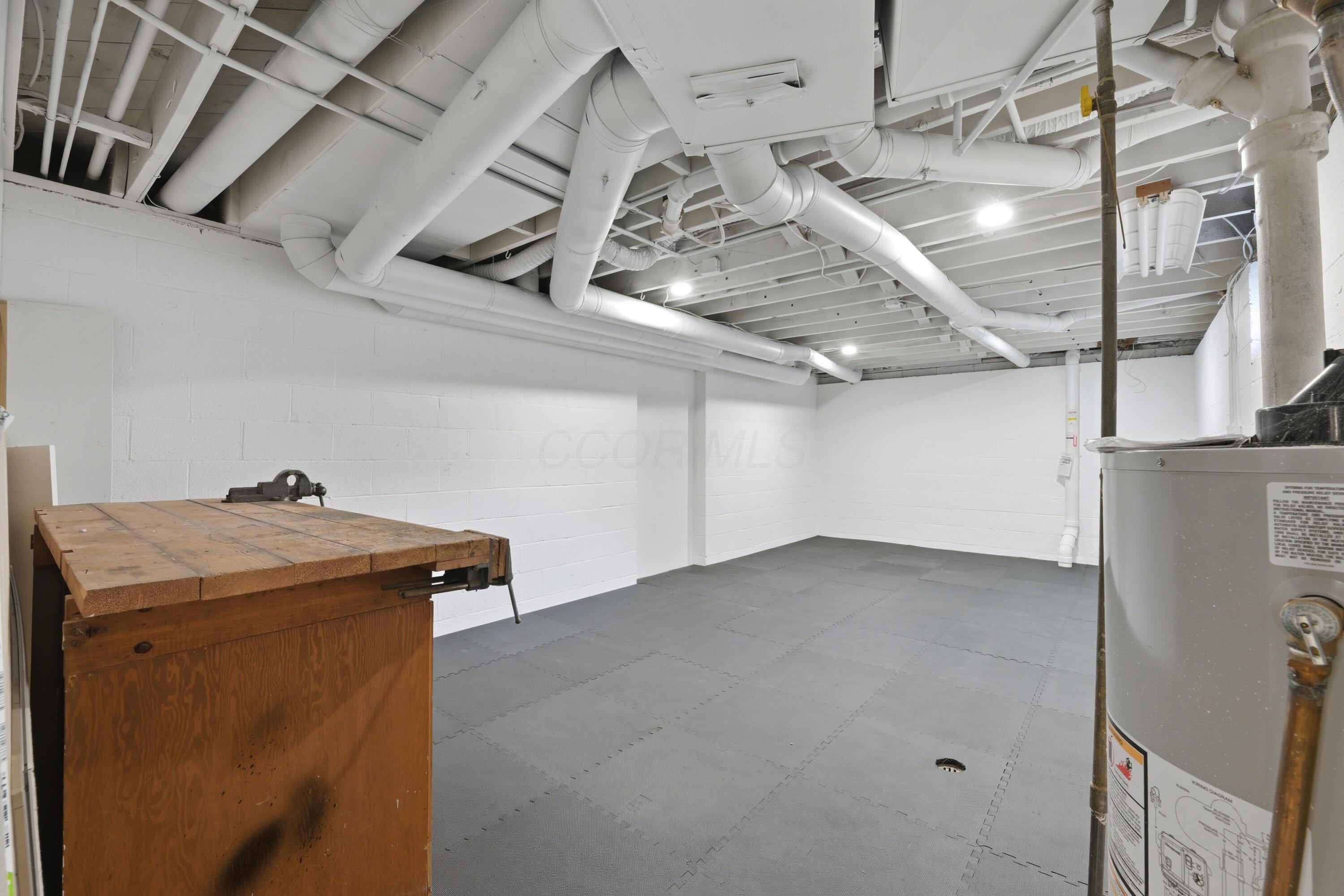 1491 Kirkley Road Columbus, OH 43221 - Photo 39 of 49