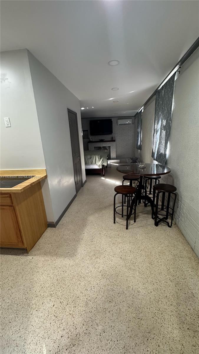 630 Northeast 165th Street Miami, FL 33162 - Photo 34 of 36 ADU Living Area