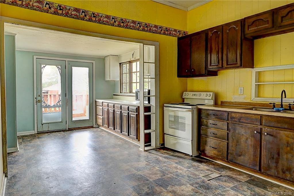 1735 Delview Road Cherryville, NC 28021 - Photo 10 of 27 Gallery Image 10