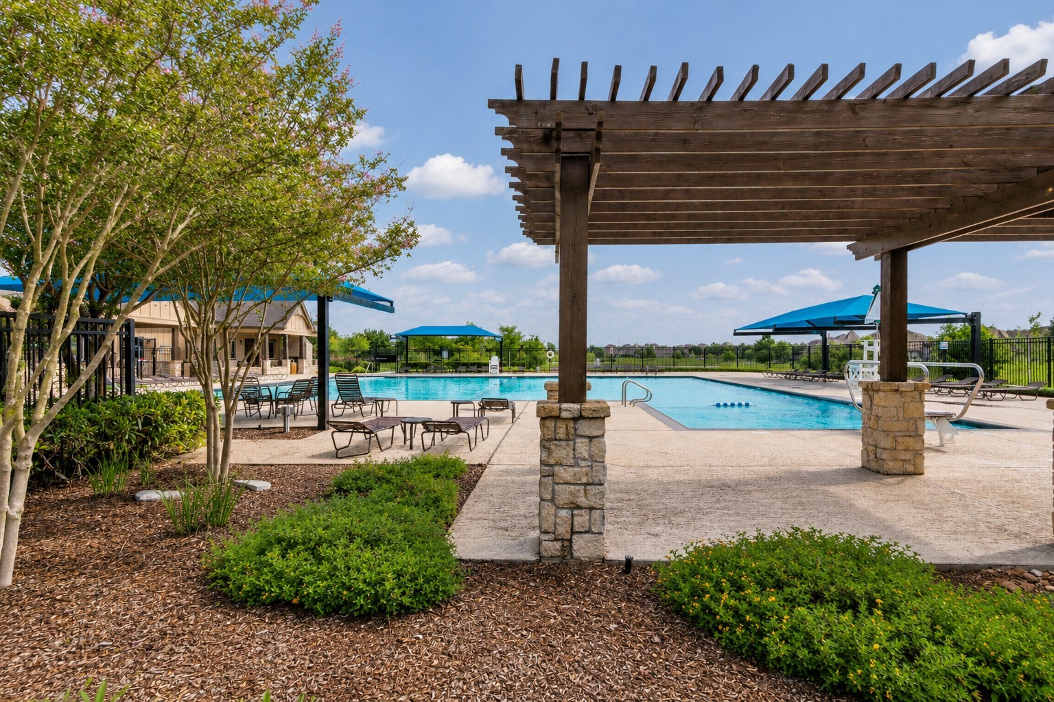 2326 Hamilton Pool Lane Friendswood, TX 77546 - Photo 46 of 49 a view of a park with sitting area