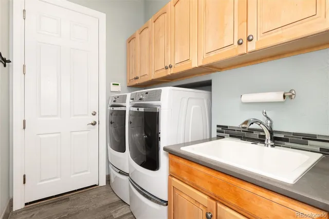 $994,500 | 10881 Glengate Circle, Highlands Ranch, CO 80130